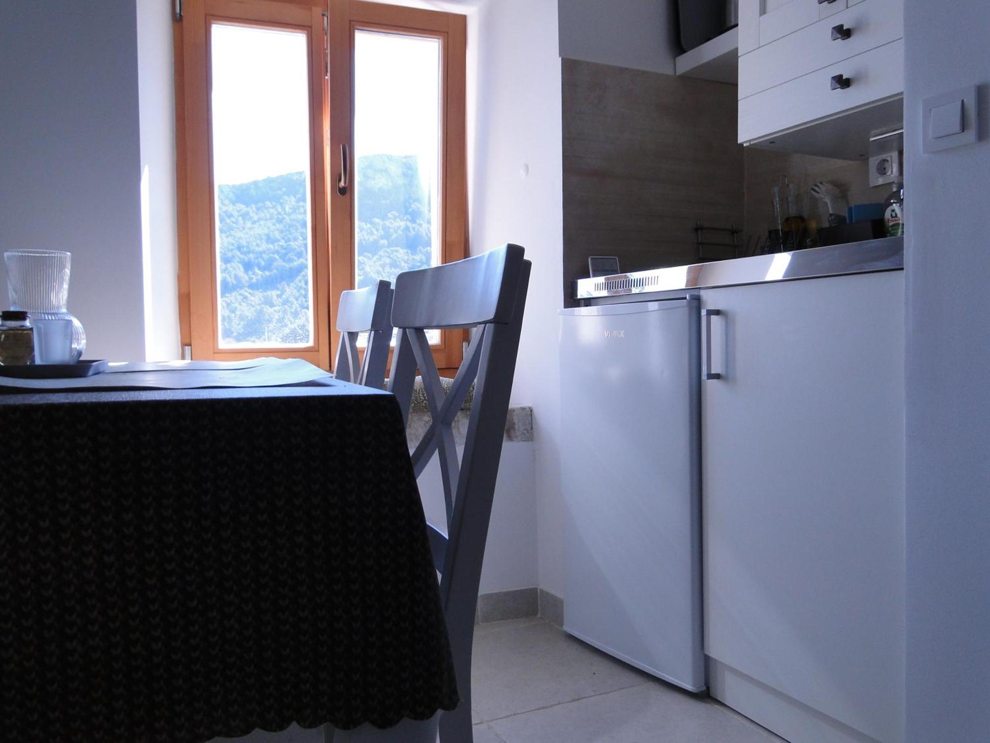 Heritage Apartments Kyra & Fox In Pitve, Hvar Exterior foto