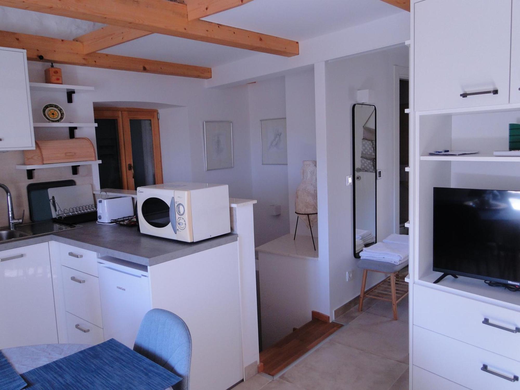 Heritage Apartments Kyra & Fox In Pitve, Hvar Exterior foto